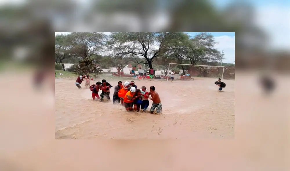 Soldados salvaron vidas de damnificados en Pacora arriesgando las propias Soldados salvaron vidas de damnificados en Pacora arriesgando las propias
