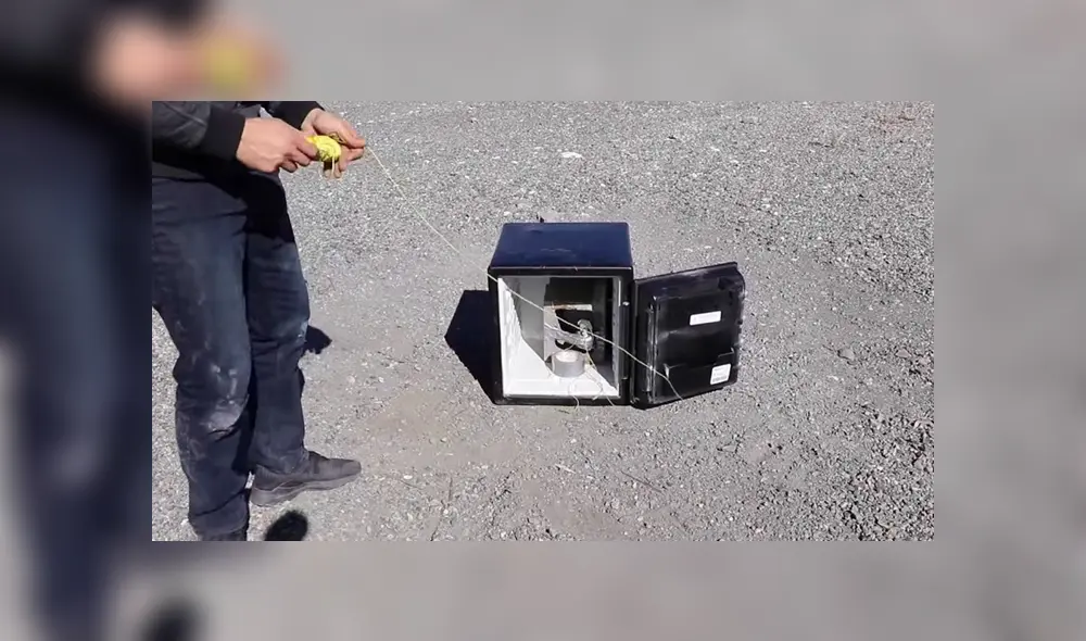 Desliza para ver el desenlace del video viral de YouTube. Foto: Captura. Desliza para ver el desenlace del video viral de YouTube. Foto: Captura.