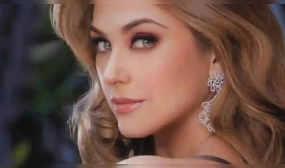 Aracely Arámbula presume los resultados del gym en atrevida lencería [VIDEO]