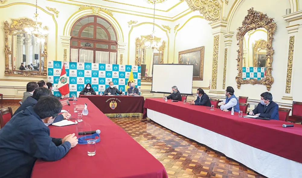 Cita. Alcalde Muñoz se reunió en el municipio con representantes de los corredores viales.