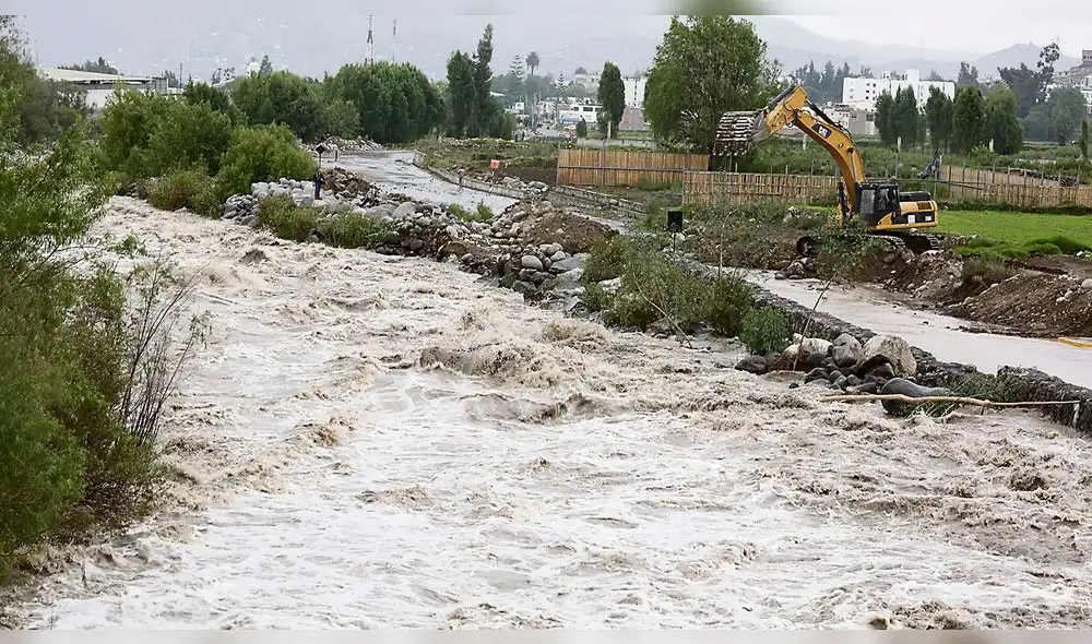 Lluvias en Arequipa: Río Chili amenaza con desbordarse [VIDEO]