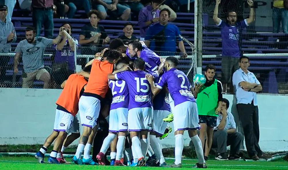Defensor Sporting venció 2-1 a Nacional por la fecha 13 del Torneo Clausura 2019 del Campeonato Uruguayo. | Foto: @futbolportaluy Defensor Sporting venció 2-1 a Nacional por la fecha 13 del Torneo Clausura 2019 del Campeonato Uruguayo. | Foto: @futbolportaluy