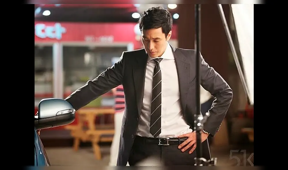 So Ji Sub rompe corazones al presumir a su hermosa pareja [VIDEO]