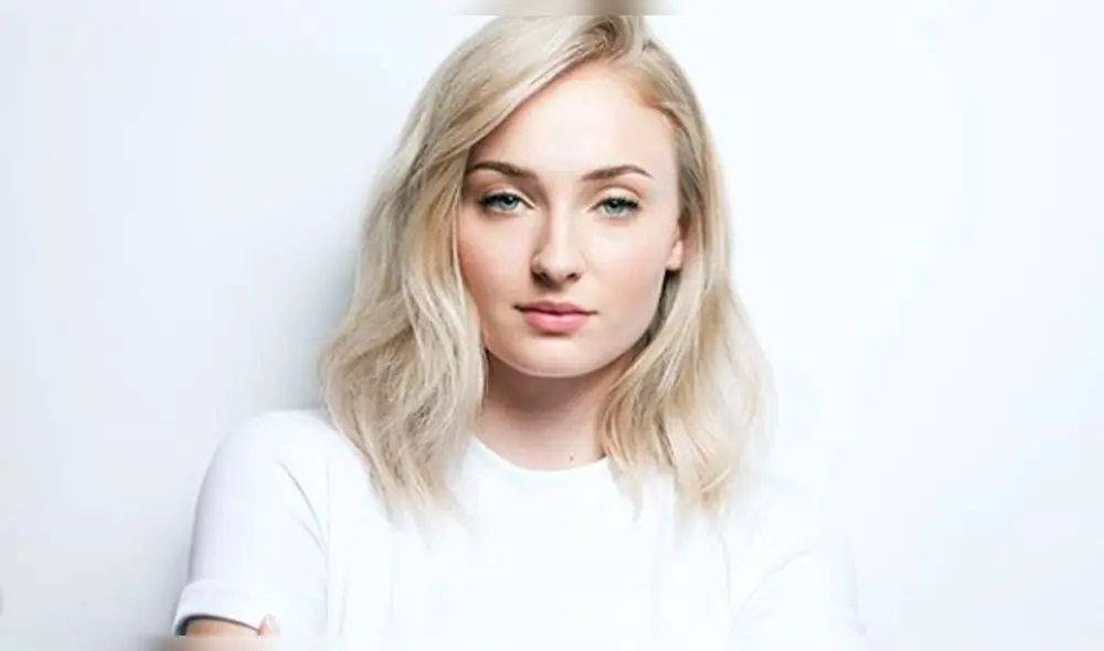 Sophie Turner culpa a Emilia Clarke por taza filtrada en Game of Thrones [VIDEO]