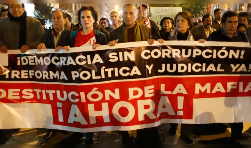 Marcha contra la corrupción por crisis en el CNM y Poder Judicial