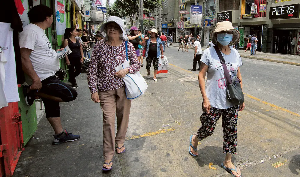 adultos mayores peru mascarilla