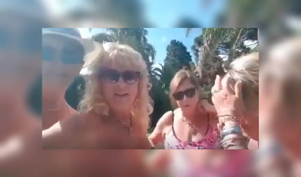 Facebook Viral: ancianas intentaron tomarse una selfie pero terminaron grabando un gracioso video