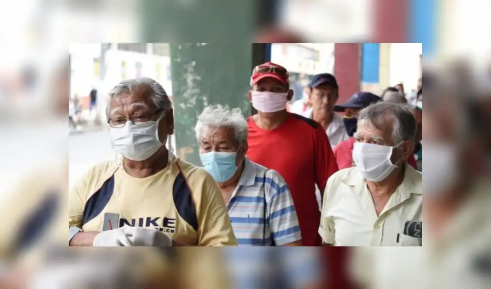 Semáforo amarillo Ecuador. Semáforo amarillo Ecuador.