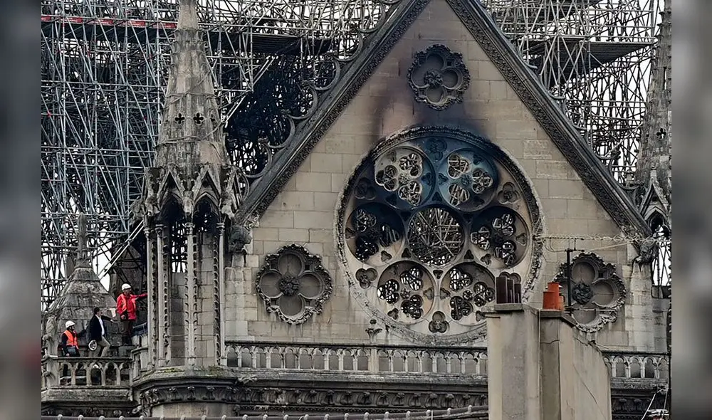 Notre Dame: sigue en pie la catedral de París [FOTOS]