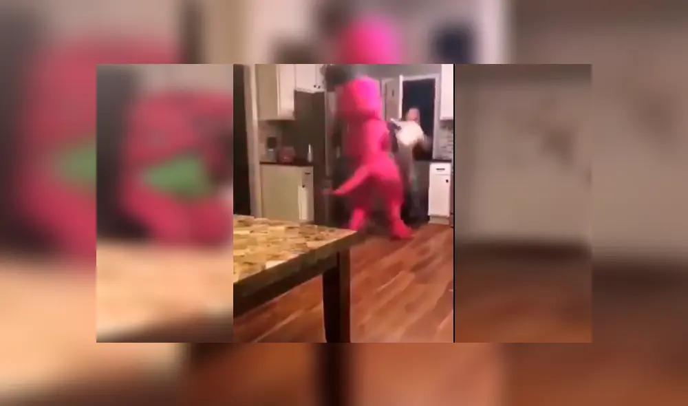 Es viral en YouTube. El joven quiso darle un singular recibimiento a su mamá al llegar a casa, pero el resultado no fue lo que esperaba y protagonizó divertido ‘blooper’