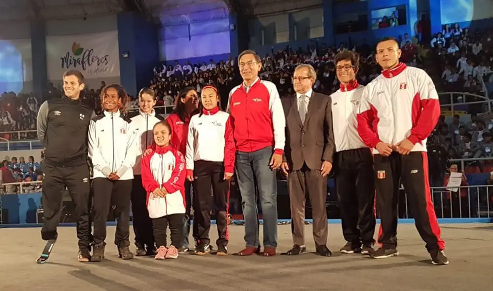La etapa final de la XXVII edición de los Juegos Deportivos Escolares Nacionales se inauguraron en una ceremonia desarrollada en el Coliseo 'Manuel Bonilla' de Miraflores. La etapa final de la XXVII edición de los Juegos Deportivos Escolares Nacionales se inauguraron en una ceremonia desarrollada en el Coliseo 'Manuel Bonilla' de Miraflores.