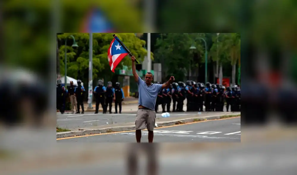 Puerto Rico se declarará en quiebra para buscar solución a multimillonaria deuda Puerto Rico se declarará en quiebra para buscar solución a multimillonaria deuda