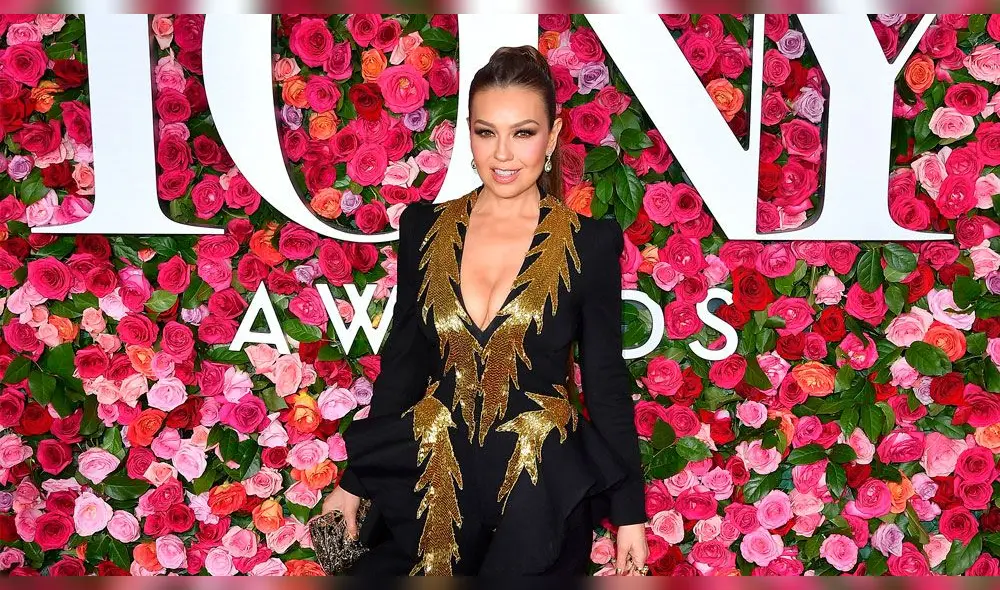 Tommy Mottola molesto con Thalía por agarrar el “mazo” a Chris Hemsworth Tommy Mottola molesto con Thalía por agarrar el “mazo” a Chris Hemsworth