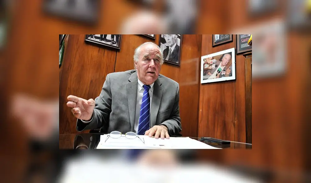 García Belaunde: De 4 listas candidatas a la Presidencia, quizá queden 2 al final