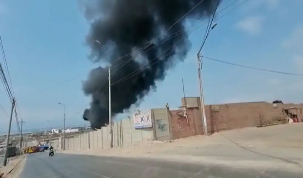 Incendio en Villa el Salvador. Foto: captura / URPI - LR