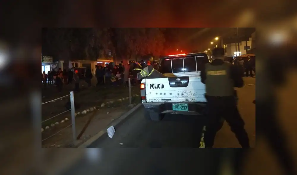 Testigos contaron que el crimen se produjo luego de pelea verbal entre víctima y su amigo. (Foto: Joel Robles / La República)