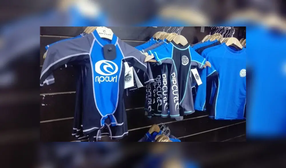 Material encontrado en 14 cajas será llevado a los almacenes de bienes incautados de Ministerio Público. (Foto: PNP) Material encontrado en 14 cajas será llevado a los almacenes de bienes incautados de Ministerio Público. (Foto: PNP)