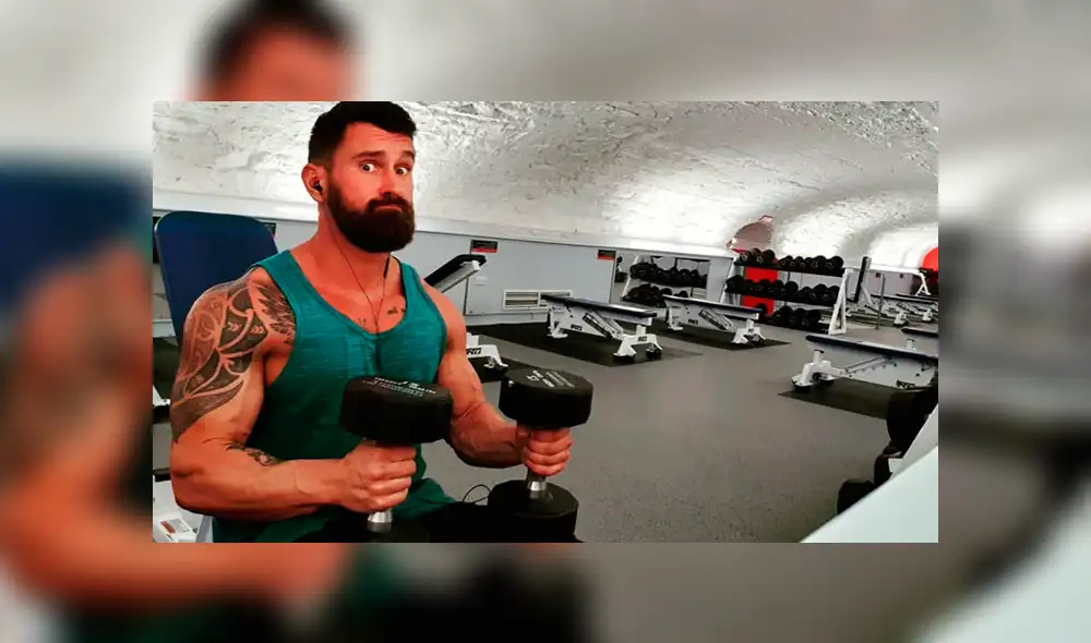 Instructor desata polémica al afirmar que mujer “debe ser violada” por no asistir a su clase