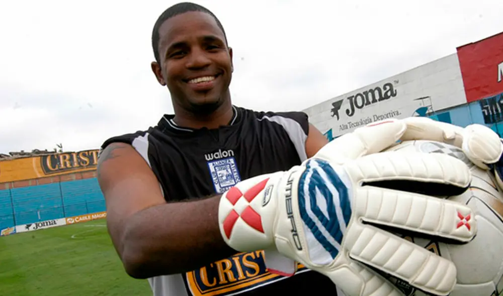 El colombiano también tapó en clubes como Alianza Atlético y Juan Aurich. El colombiano también tapó en clubes como Alianza Atlético y Juan Aurich.