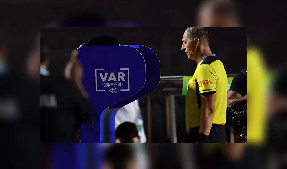 El VAR ha anulado goles en los duelos de Venezuela ante Perú y Brasil.