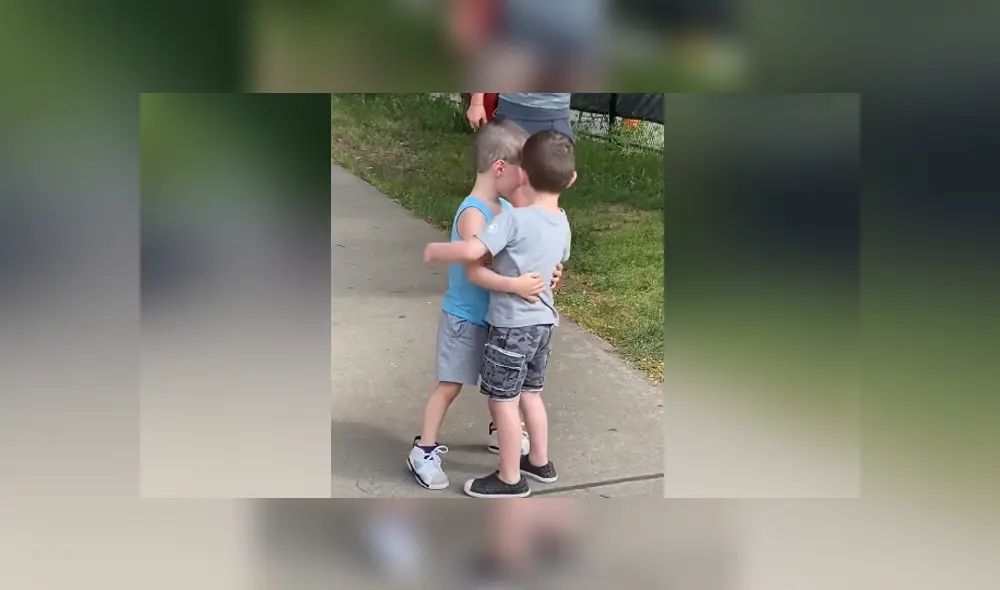 Los menores volvieron a verse tras pasar un largo tiempo separados por la cuarentena. Foto: YouTube Los menores volvieron a verse tras pasar un largo tiempo separados por la cuarentena. Foto: YouTube