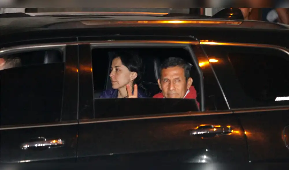 Ollanta Humala y Nadine Heredia abandonan su casa tras orden judicial Ollanta Humala y Nadine Heredia abandonan su casa tras orden judicial