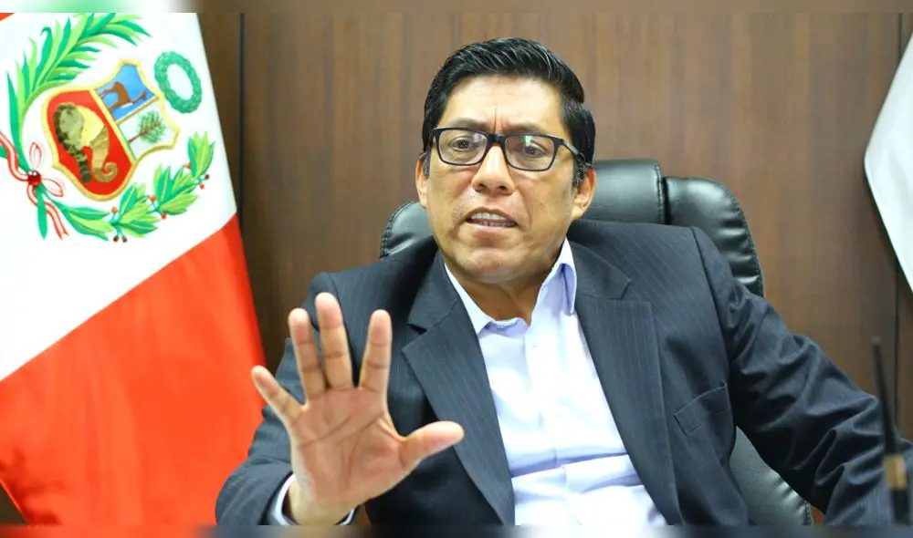 Zeballos sobre inhibición de Aldo Figueroa: Es saludable que haya dado un paso al costado