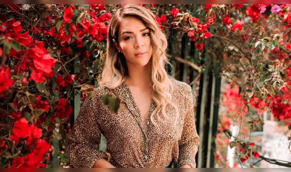 Sheyla Rojas pasa vergonzoso momento al someterse a baño de florecimiento