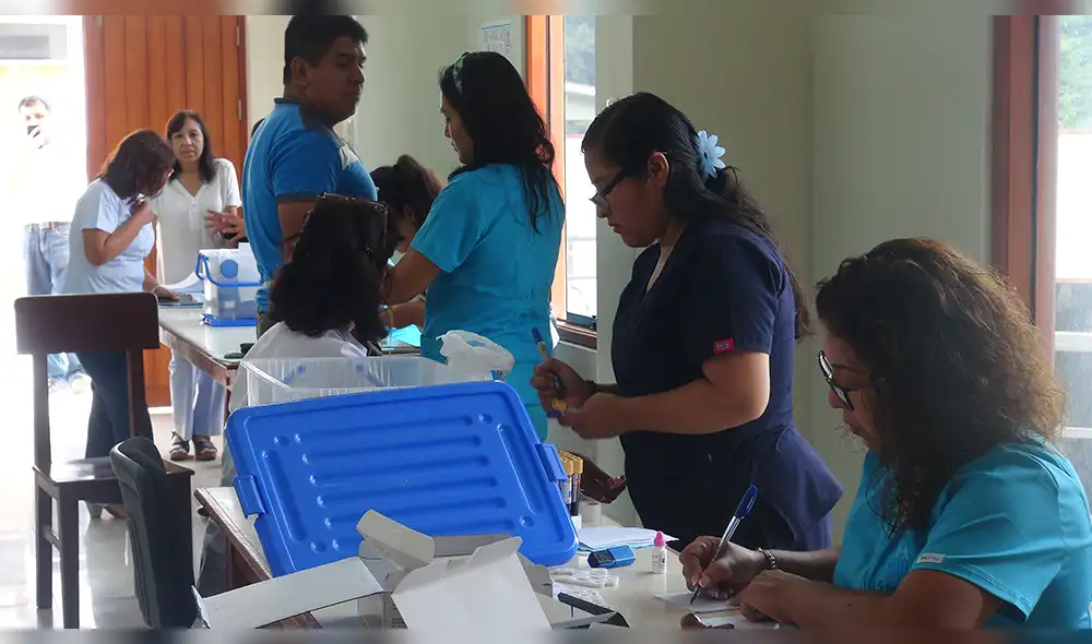 Personal médico será transportado gratuitamente en Chimbote