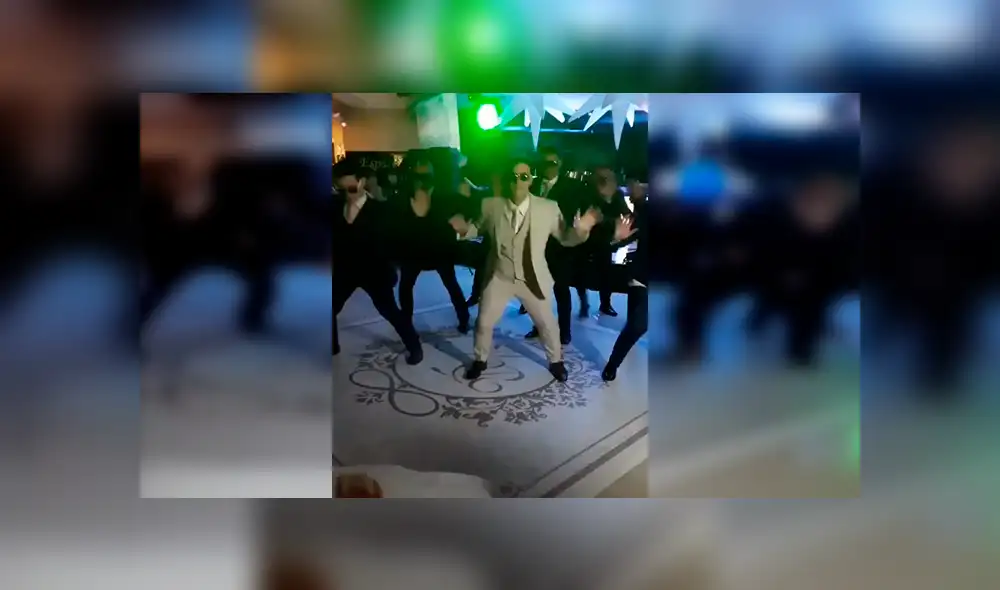 En YouTube, un novio quería sorprender a los invitados de su boda y se atrevió a bailar canción de Bruno Mars. En YouTube, un novio quería sorprender a los invitados de su boda y se atrevió a bailar canción de Bruno Mars.