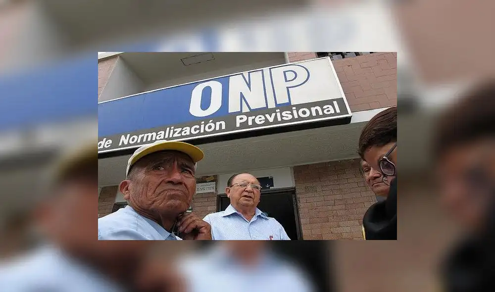 Proponen que reforma previsional aumente las pensiones de quienes más aportan 