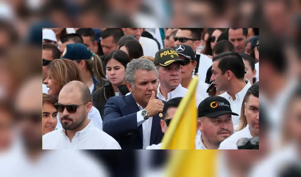 Multitudinaria marcha en Colombia en rechazo a los últimos atentados terroristas [FOTOS]