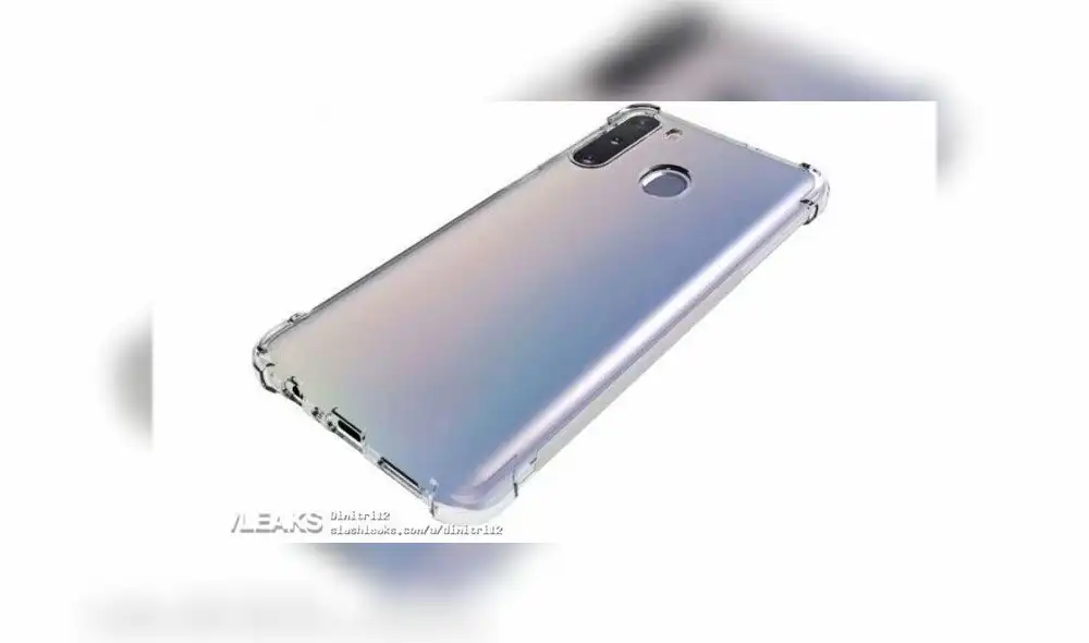 El panel trasero del Samsung Galaxy A21 luce un tono gradiente.