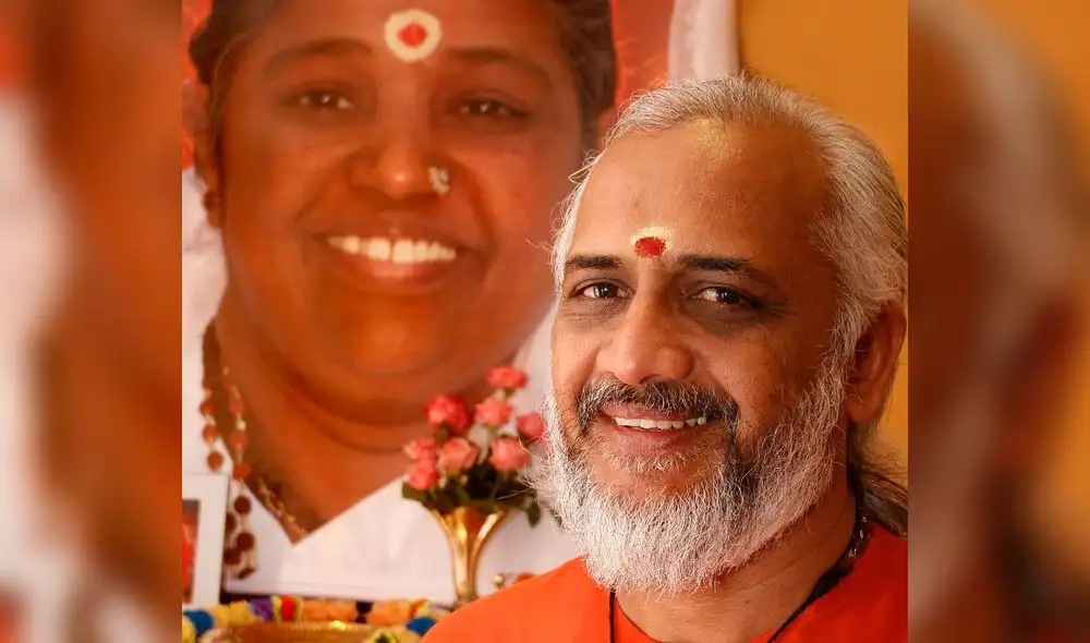 Monje hindú viene a Lima para charla espiritual