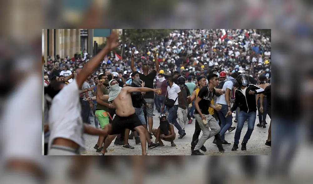 Las protestas en Beirut dejaron un saldo de 250 heridos. Foto: EFE