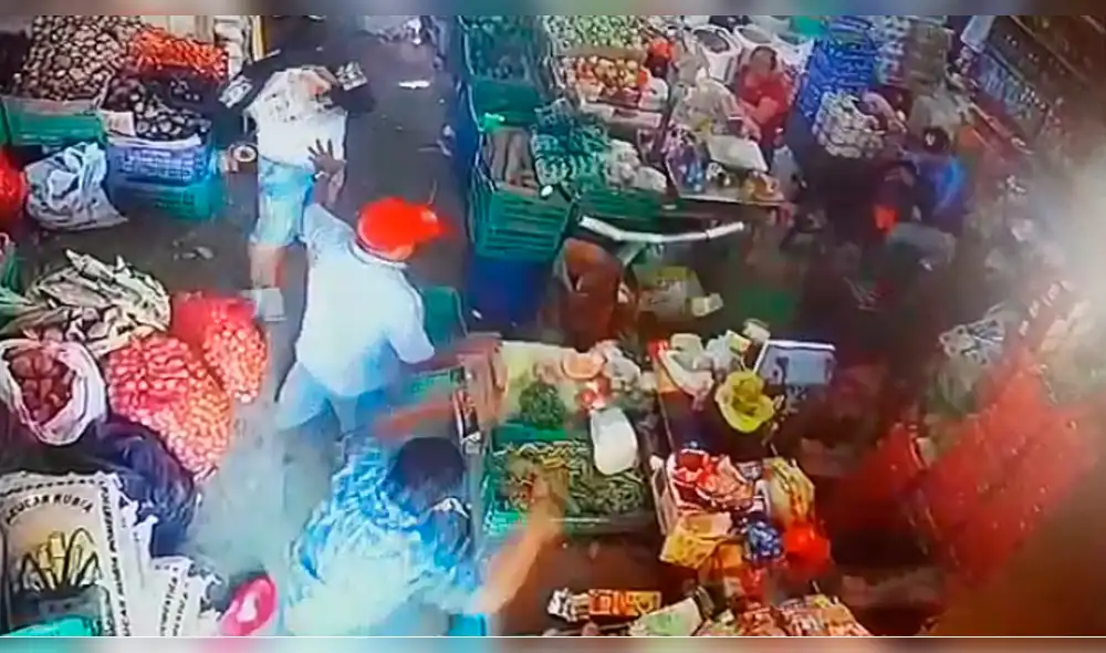 Piura: delincuentes asaltan a comerciante de mercado de Talara Alta [VIDEO]