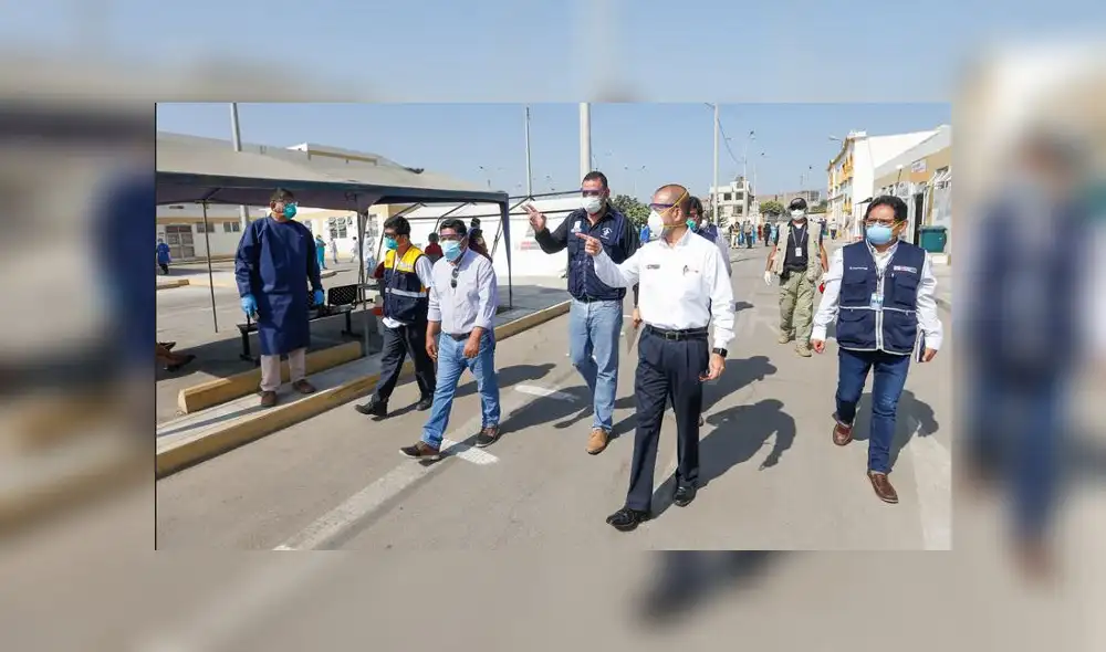 Durante su visita, el Ministro Zamora reconoció la necesidad de empezar a operar el Hospital Regional de Cañete. (Foto: Minsa)