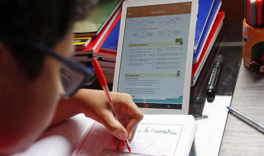 Aprendo en casa Aprendo en casa