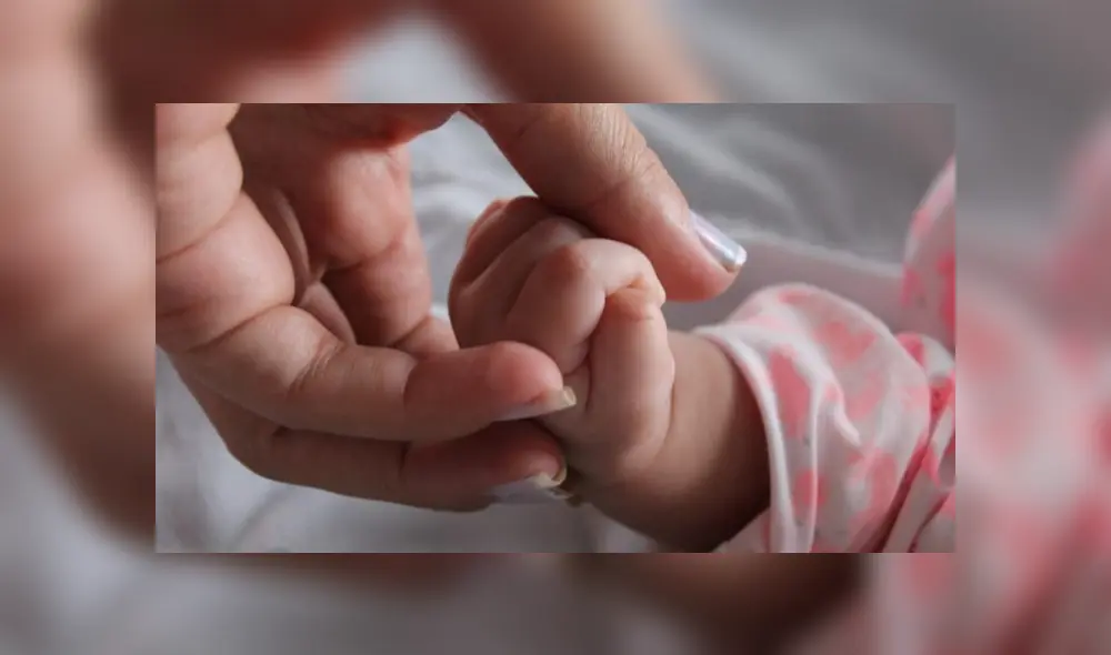 Mujer y su hija recién nacida dieron positivo a la prueba de coronavirus. Foto: Soy Chile