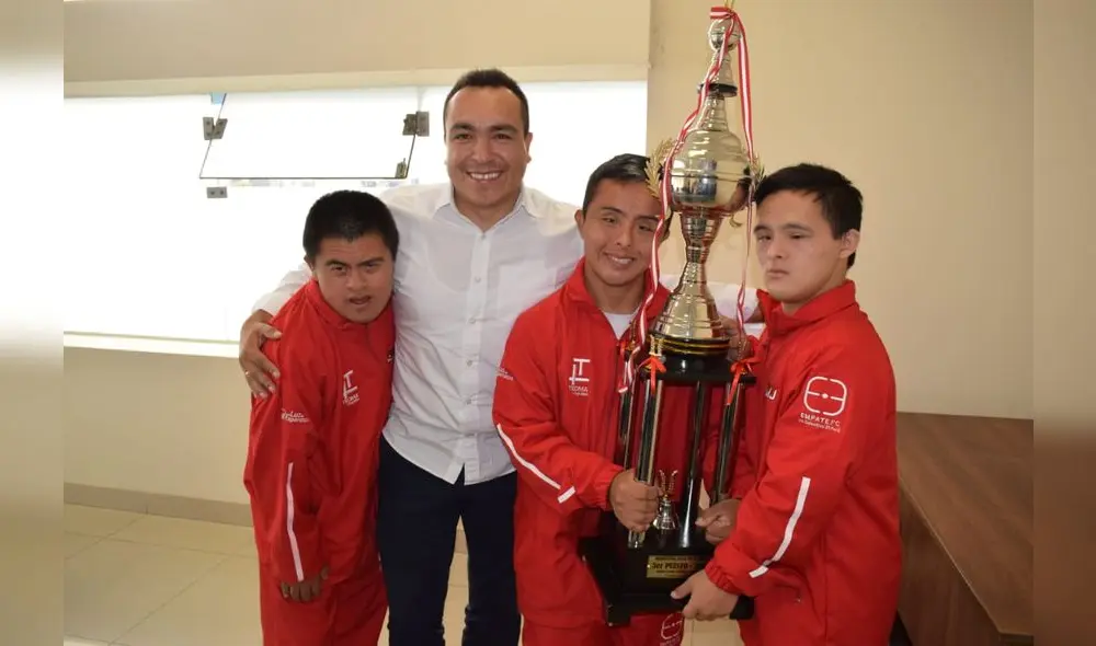 Comas: Seleccionado peruano de Futsal recibe apoyo