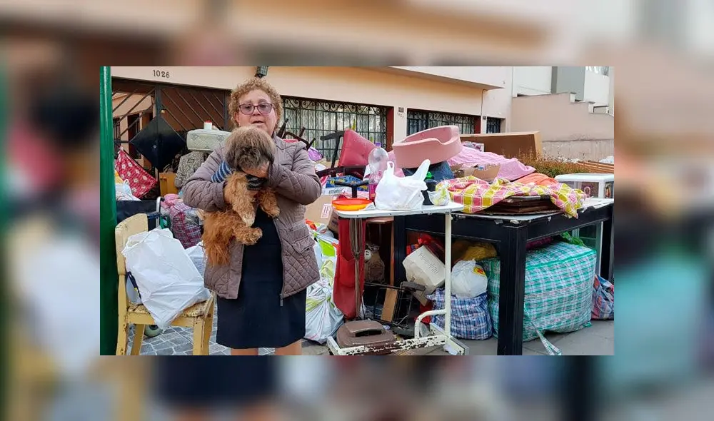 Inquilina fue desalojada de su casa con sus 14 perritos. Créditos: La República.