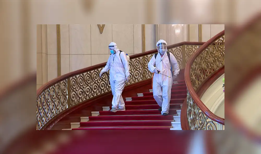 El estudiante rompió su aislamiento para irse a una discoteca. Foto: FTV / AP El estudiante rompió su aislamiento para irse a una discoteca. Foto: FTV / AP