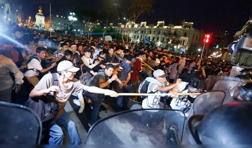 Marcha contra la "Ley del esclavo juvenil": los incidentes durante la manifestación  [FOTOS] [VIDEOS] 