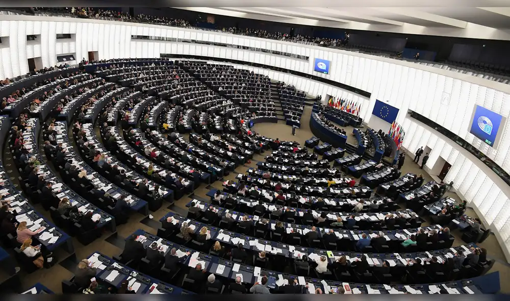 Venezuela: Parlamento Europeo pide una estrategia para desplazados por crisis