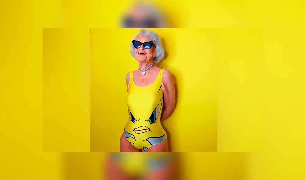 Desliza hacia la izquierda para conocer a la mujer de 92 años, quien ha causado furor en Facebook.