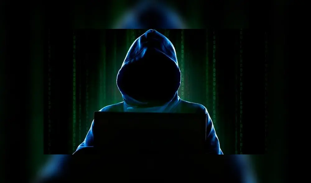 Niña quedó aterrorizada después que un ‘hacker’ pirateó la cámara de su cuarto y le dijera “Soy Santa” [VIDEO] 