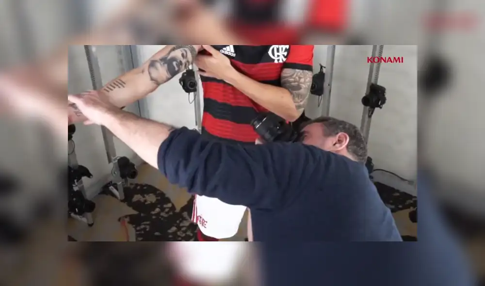 El lateral de la selección peruana fue visitado por Konami en su club para ser escaneado en 3D y así lucir realista en PES 2020.