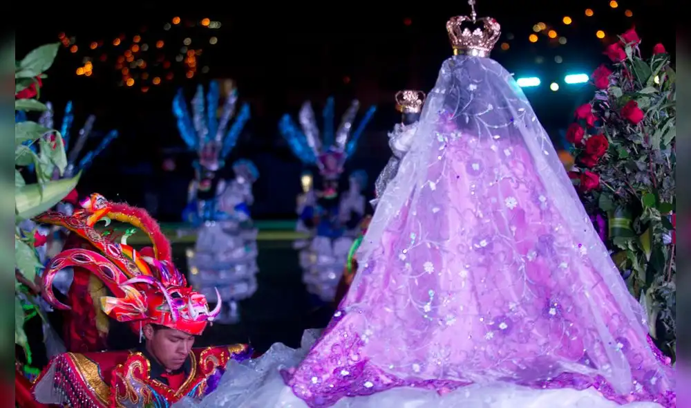Danzarines bailaron en devoción a la virgen de la Candelaria.