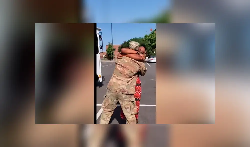 En Facebook se viralizó el emotivo encuentro entre una madre y su hijo militar. En Facebook se viralizó el emotivo encuentro entre una madre y su hijo militar.