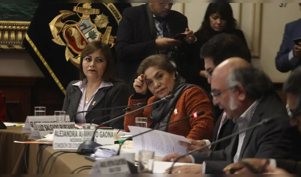 Fuerza Popular se rehúsa a dejar la presidencia de la Comisión de Constitución